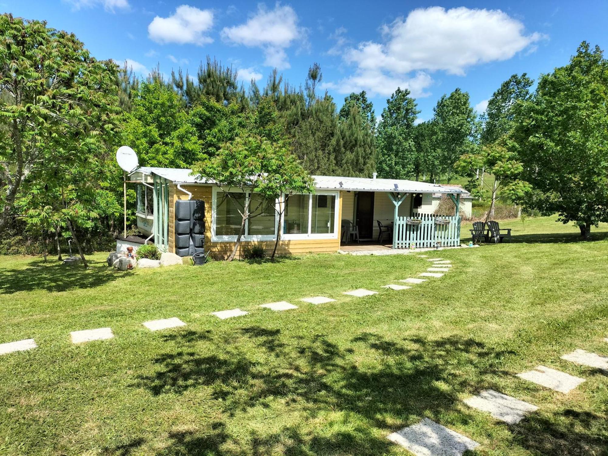 Gasthaus Tiny House Saint-Vallier  Exterior foto